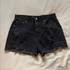 American Eagle Black Distressed Highwaisted Shorts